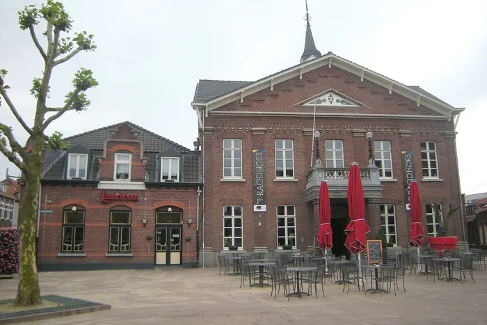 Het voormalige raadhuis van Blerick aan het Antoniusplein